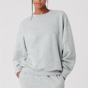 ALO Yoga Grey Sweatpants and sweater
